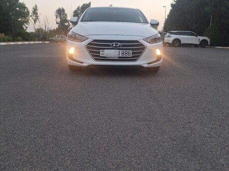 Hyundai Avante 2016