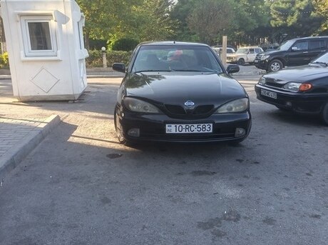 Nissan Primera 2000