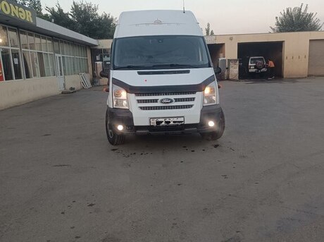 Ford Transit 2012