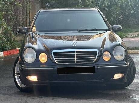 Mercedes E 240 2000