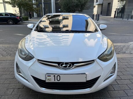 Hyundai Elantra 2015
