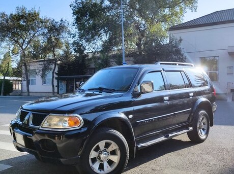Mitsubishi  2006