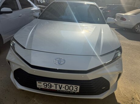 Toyota Camry 2024