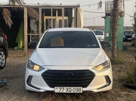 Hyundai Elantra 2017