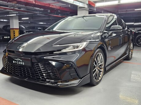 Toyota Camry 2026