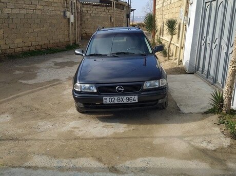 Opel Astra 1996