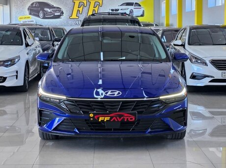 Hyundai Elantra 2025