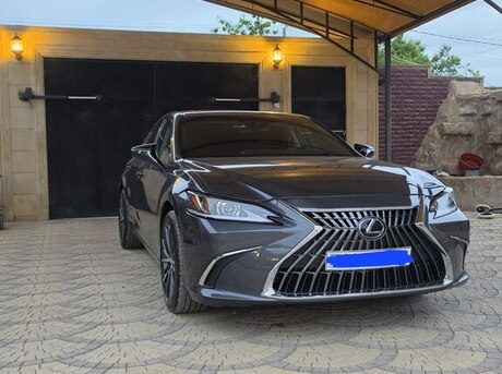 Lexus ES 300h 2024