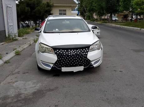 MG 350 2012
