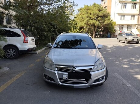 Opel Astra 2010