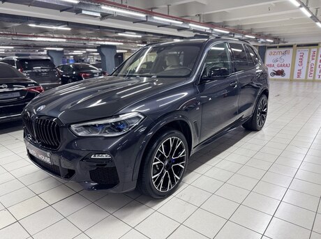 BMW X5 2021