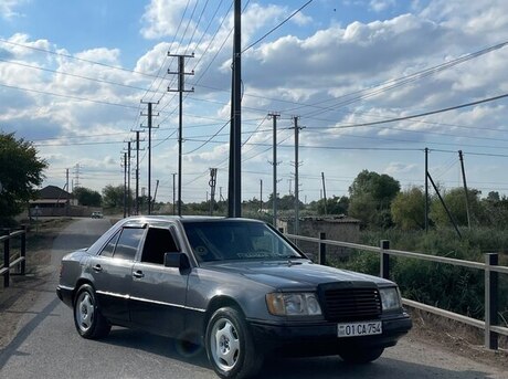 Mercedes 190 1990