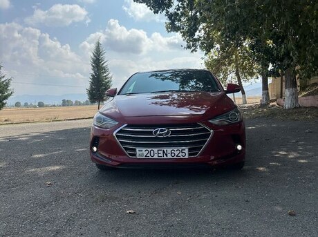 Hyundai Elantra 2016