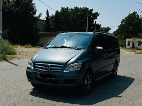 Mercedes Viano 2012