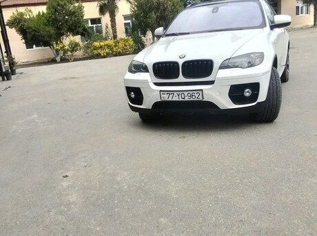 BMW X6 2011