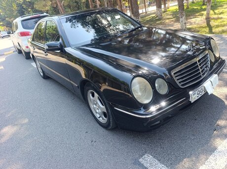 Mercedes E 270 2001