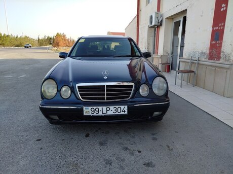 Mercedes E 240 2000
