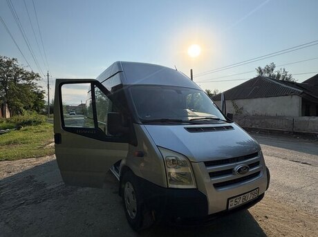 Ford Transit 2009