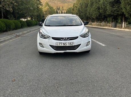 Hyundai Elantra 2013