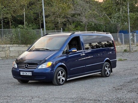 Mercedes Viano 2007