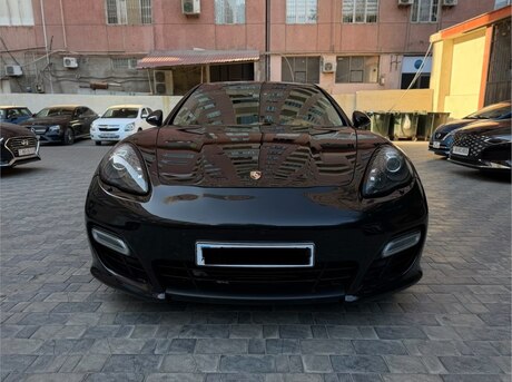 Porsche Panamera 2012
