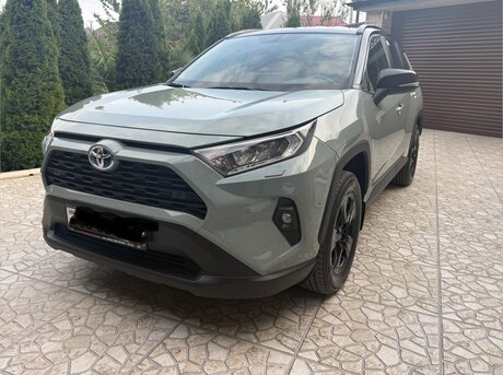 Toyota RAV4 2025