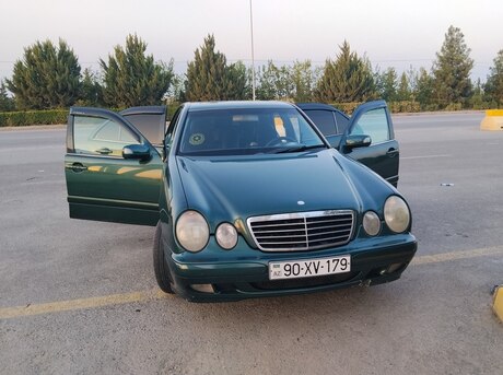 Mercedes E 240 1999