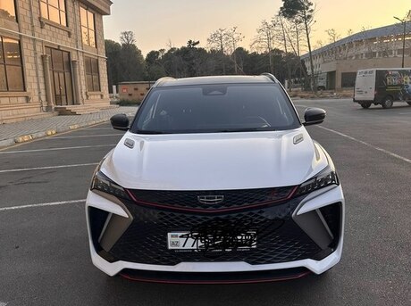Geely Coolray 2023