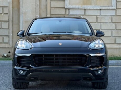 Porsche Cayenne 2016