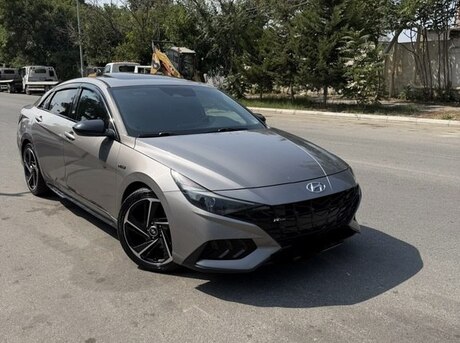 Hyundai  2021