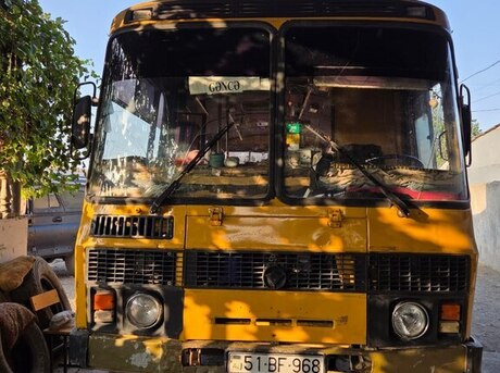 PAZ 32054 2004