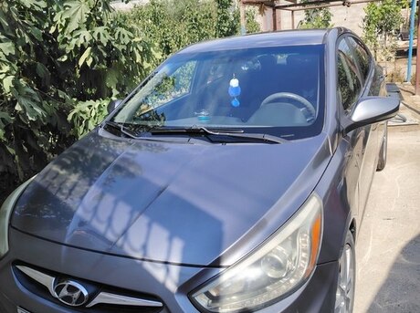 Hyundai Accent 2014