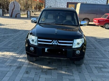 Mitsubishi Pajero 2008