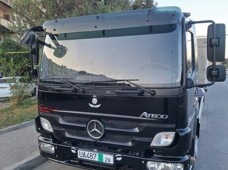 Mercedes Atego 818 2012