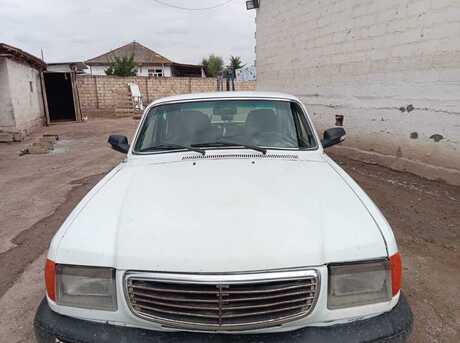 GAZ 3110 2001