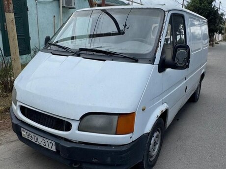 Ford Transit 2000