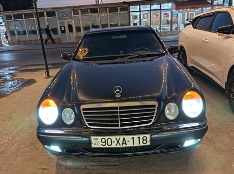 Mercedes E 240 2000