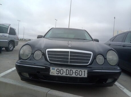 Mercedes E 240 2001