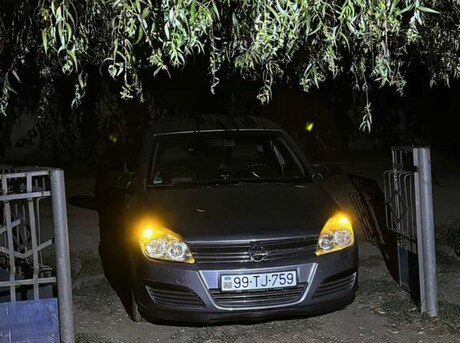 Opel Astra 2005