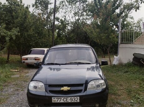 Chevrolet Niva 2005