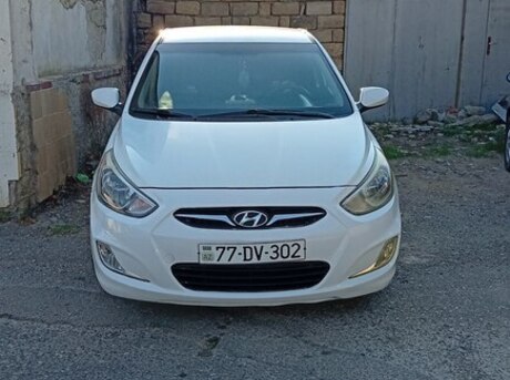 Hyundai Accent 2015