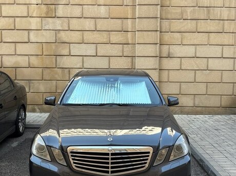Mercedes E 200 2011