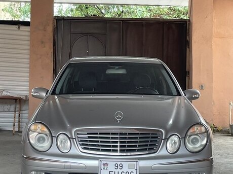 Mercedes E 240 2002