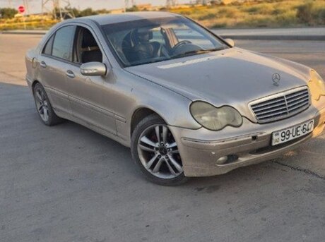 Mercedes C 220 2001