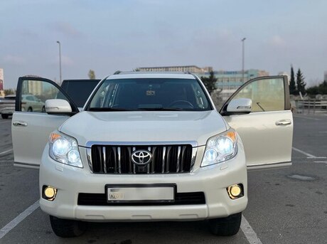 Toyota Land Cruiser Prado 2013