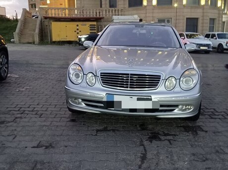 Mercedes E 320 2003