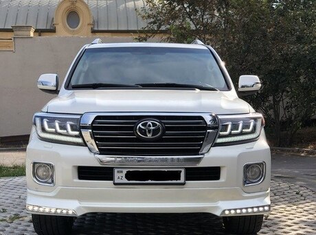 Toyota Land Cruiser 2013
