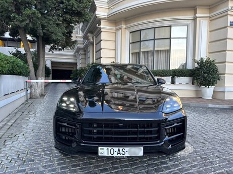 Porsche Cayenne Coupe 2025