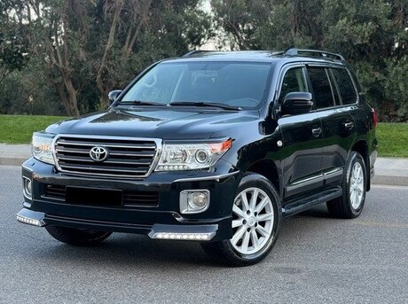 Toyota Land Cruiser 2011