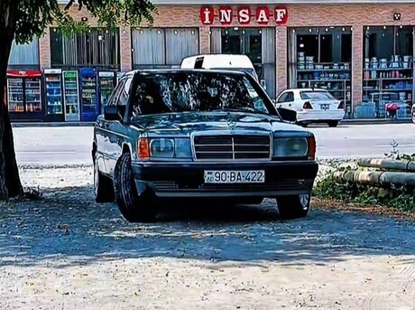 Mercedes 190 1992